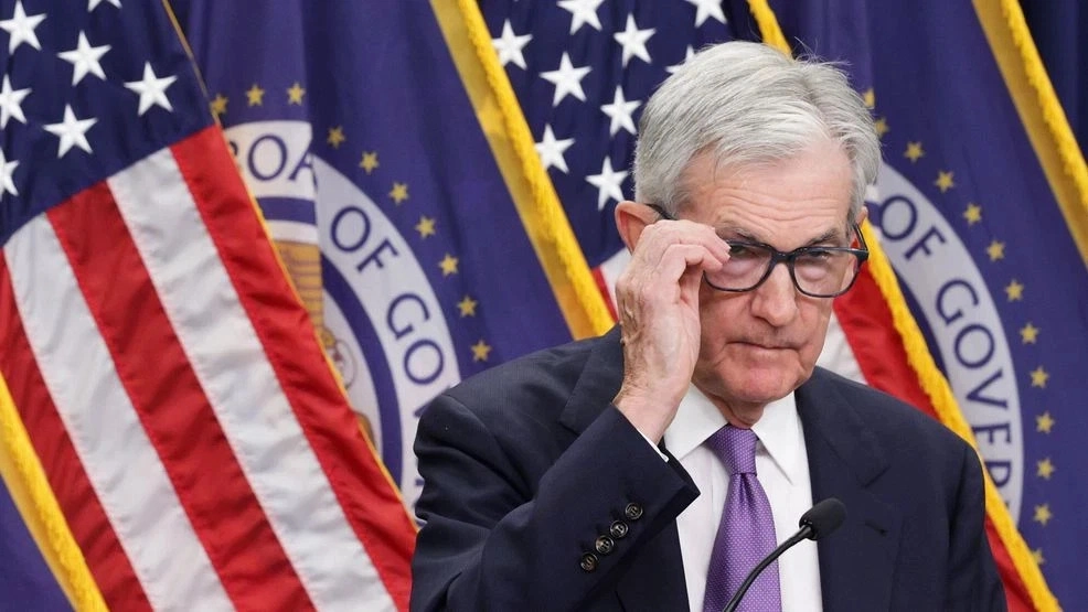 Bitcoin thủng mốc 71.000 USD, thị trường toàn cầu rung lắc khi Fed dự báo chỉ còn một lần giảm lãi suất trong năm 2026缩略图