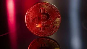 Từng mua Bitcoin ở giá 118.000 USD, Nakamoto chấp nhận cắt lỗ 40%缩略图