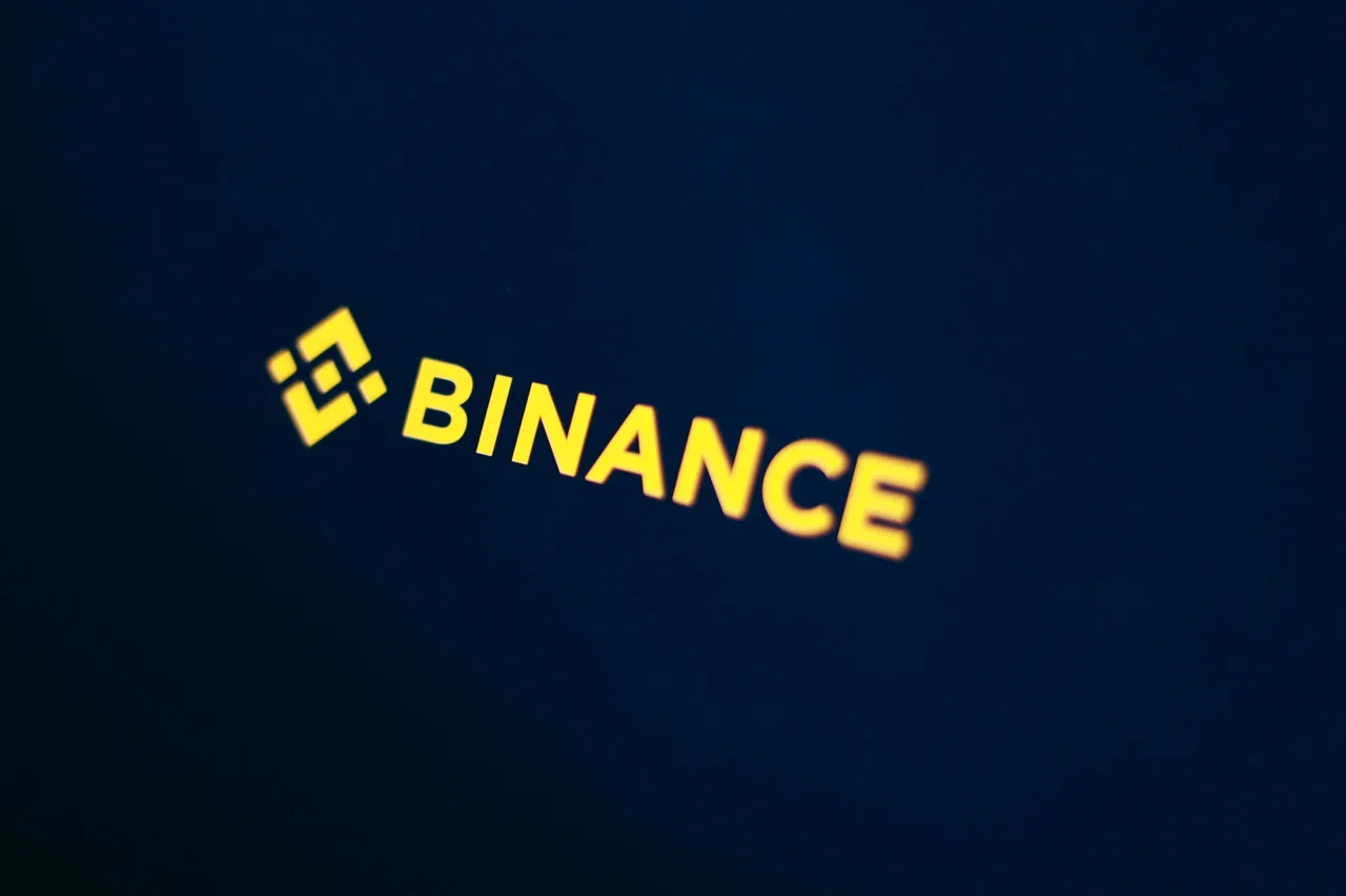 Binance không còn im lặng trước tin xấu, cuộc đối đầu với truyền thông bắt đầu缩略图