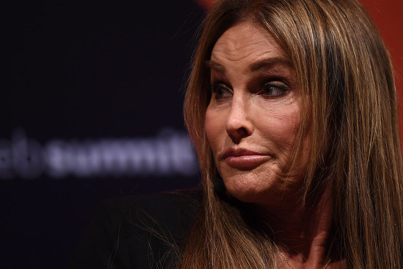 Caitlyn Jenner thắng kiện vụ memecoin JENNER: Thẩm phán tuyên bố token không phải chứng khoán缩略图
