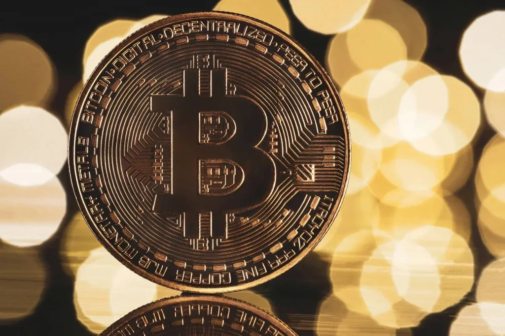 Giá Bitcoin vượt 82.000 USD nhờ dòng tiền ETF, SUI bật tăng 25%缩略图