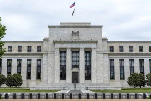 Fed muốn mở “cửa phụ” cho crypto vào hệ thống USD, Phố Wall lập tức phản đối缩略图