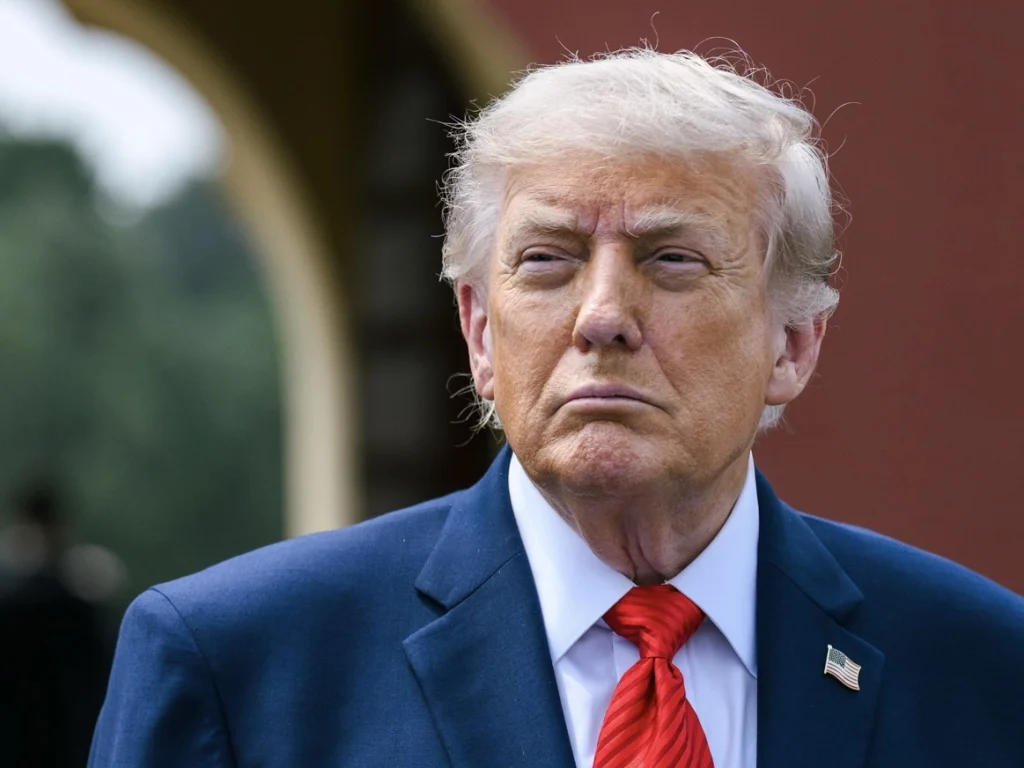 CFTC bị tố “dọn đường” cho đế chế crypto của gia đình Trump缩略图 CFTC bị tố “dọn đường” cho đế chế crypto của gia đình Trump缩略图