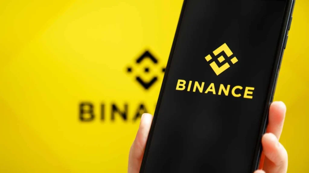 Người dùng Binance tại Châu Âu rút tiền về ví riêng sau khi MiCA có hiệu lực缩略图