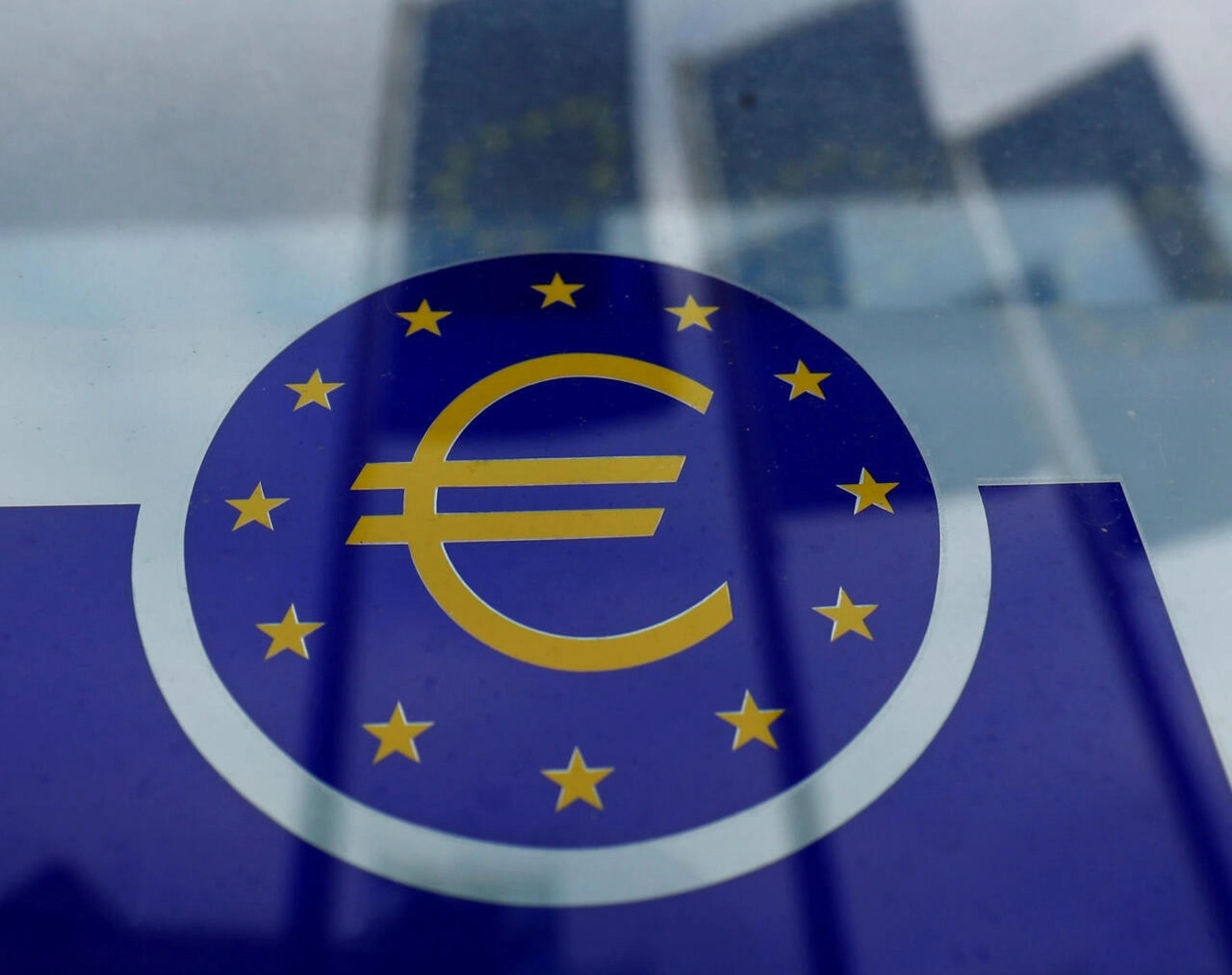 ECB chọn 36 định chế tài chính tham gia thí điểm đồng euro số (CBDC)缩略图