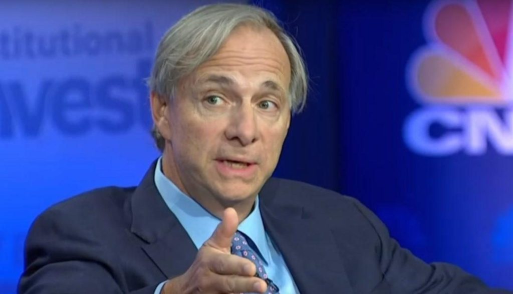 Tỷ phú Ray Dalio cảnh báo Mỹ đang tiến gần điểm nguy hiểm: Vàng và Bitcoin có thể là nơi trú ẩn?缩略图
