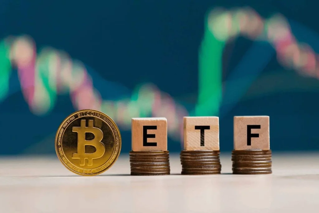 ETF Bitcoin mua vào gần 1 tỷ USD tuần thứ ba liên tiếp缩略图 ETF Bitcoin mua vào gần 1 tỷ USD tuần thứ ba liên tiếp缩略图