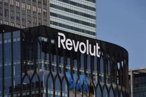 Revolut để lộ dữ liệu KYC và lịch sử giao dịch Bitcoin vì tin nhầm email giả mạo缩略图